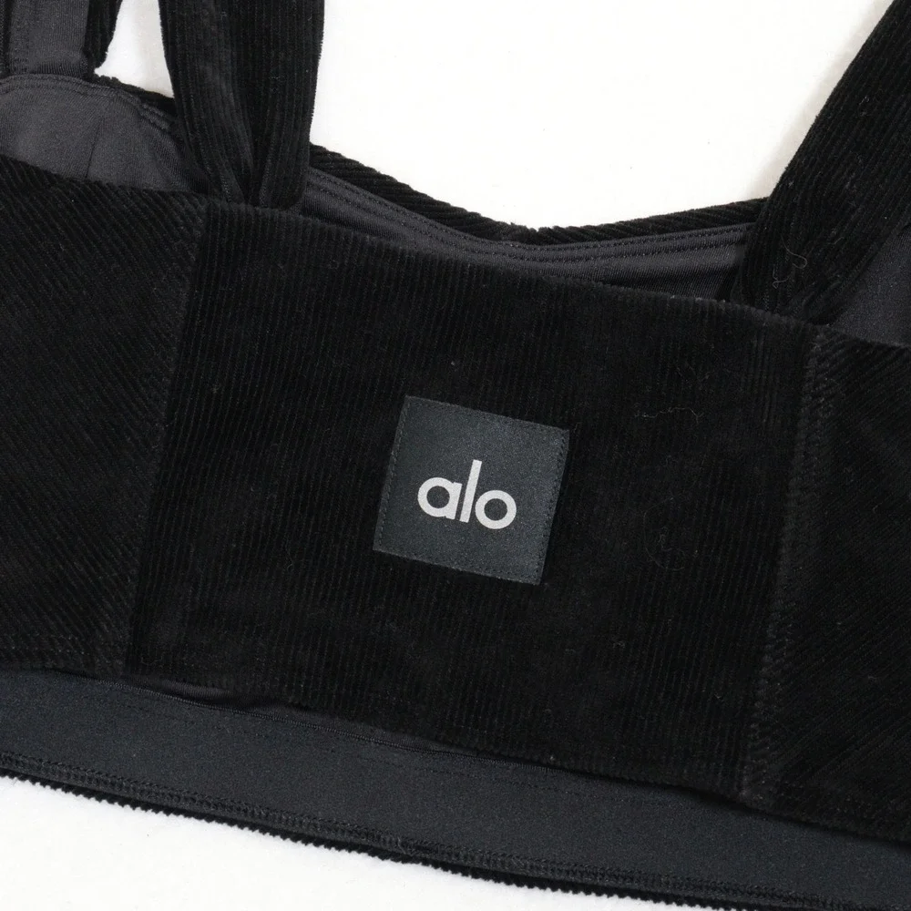 Alo Yoga Crop Top Corduroy Ribbed Athleisure Black Women M EUC